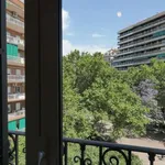 Rent a room of 120 m² in barcelona