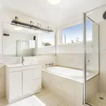 Rent 2 bedroom apartment in St Kilda