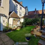 Rent 2 bedroom house in South West England