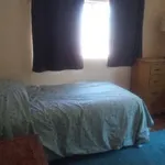 Rent 4 bedroom house in North Hollywood