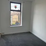 Rent 3 bedroom house in Bradford