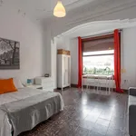 Alquilar 8 dormitorio apartamento en Valencia