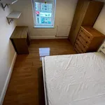 Rent 6 bedroom flat in Wales