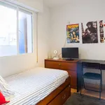 Rent a room of 120 m² in madrid