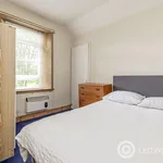 Rent 2 bedroom flat in Aberdeen