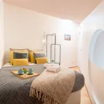 Rent 1 bedroom house of 30 m² in Porto