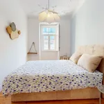 Rent 2 bedroom apartment in Lisbon