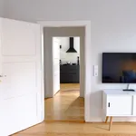 Rent 1 bedroom apartment of 44 m² in Frankfurt