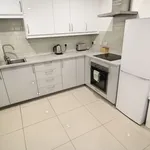 Rent 3 bedroom apartment in Yorkshire And The Humber