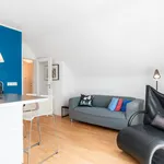 Rent 1 bedroom apartment of 45 m² in Dusseldorf