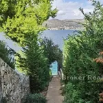 Rent 2 bedroom apartment of 63 m² in Split