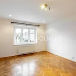 Rent 4 bedroom apartment of 65 m² in Capital City of Prague