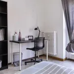 Rent a room in milan