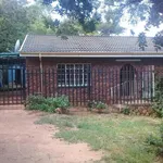 Rent 1 bedroom house of 90 m² in Pretoria