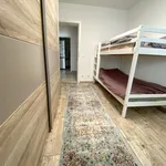 Miete 3 Schlafzimmer wohnung von 76 m² in Frankfurt