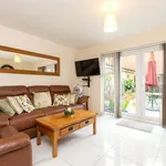 Rent 3 bedroom house in South East England