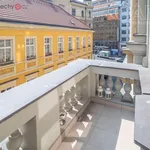 Rent 4 bedroom apartment in Praha