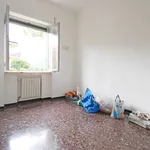 Affitto 8 camera appartamento di 131 m² in Genova