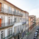 Rent 3 bedroom house of 120 m² in Porto