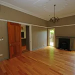 Rent 5 bedroom house in Bentleigh