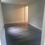 Rent 5 bedroom apartment in Sherbrooke