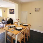 Rent 5 bedroom house in Yorkshire And The Humber