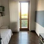 Rent 5 bedroom apartment of 128 m² in Milan