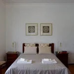 Rent 2 bedroom apartment in Lisbon