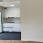 Rent 2 bedroom apartment of 71 m² in Sant Cugat del Vallès 