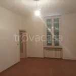 Affitto 4 camera appartamento di 65 m² in Albisola Superiore