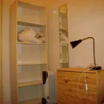 Rent a room in Lisbon