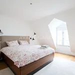 Appartement de 125 m² avec 3 chambre(s) en location à Paris