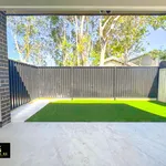 Rent 5 bedroom house in Canley Heights