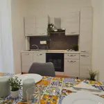 Rent 4 bedroom apartment in Modena