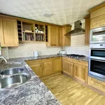 Rent 4 bedroom house in Yorkshire And The Humber