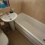 Rent 3 bedroom flat in West Midlands