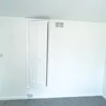 Flat to rent in 2 Bed Flat, Feenan Highway RM18