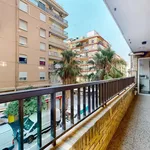 Rent a room of 125 m² in Valencia