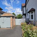 Rent 4 bedroom house in East Midlands