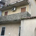 Affitto 3 camera appartamento di 90 m² in Desenzano del Garda