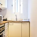 Rent a room of 75 m² in L'Hospitalet de Llobregat