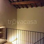 Rent 4 bedroom house of 80 m² in Adria