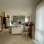 Rent 4 bedroom house of 150 m² in Milan