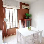 Rent 3 bedroom apartment of 8 m² in Barcelona