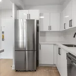 Appartement de 699 m² avec 5 chambre(s) en location à Toronto