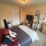 Rent 2 bedroom flat in West Midlands