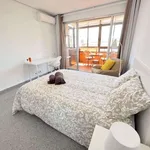 Rent a room of 170 m² in valencia