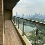 Rent 4 bedroom apartment of 236 m² in Bangkok