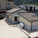 Casa Indipendente in affitto a Castellabate piazza antonio mondelli, arredato, giardino privato, posto auto - TrovaCasa