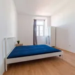 Rent a room in lisbon